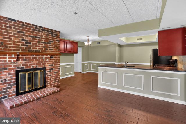 702 DEER RUN, Norristown, PA 19403