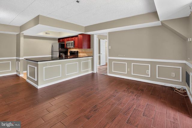 702 DEER RUN, Norristown, PA 19403