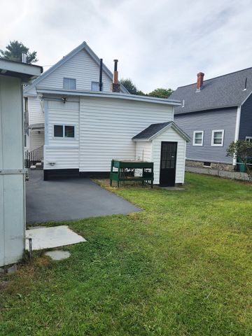 37 Barclay Street, Lowell, MA 01851