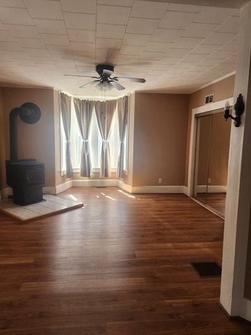 37 Barclay Street, Lowell, MA 01851