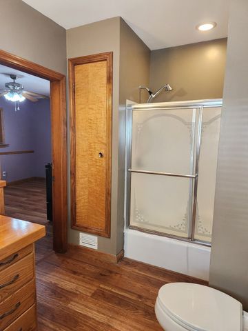 37 Barclay Street, Lowell, MA 01851