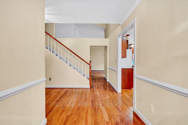 5612 Village WAY, Roanoke, VA 24018