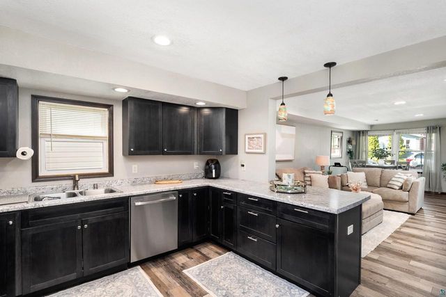 2020 Ohio Ave, Superior, WI 54880