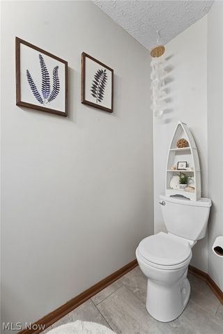 681 Oakcrest Drive, Wadsworth, OH 44281