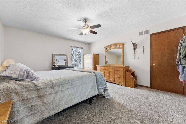 681 Oakcrest Drive, Wadsworth, OH 44281