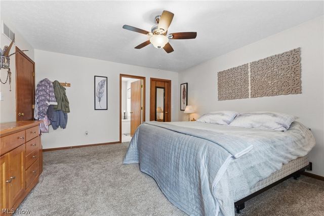 681 Oakcrest Drive, Wadsworth, OH 44281