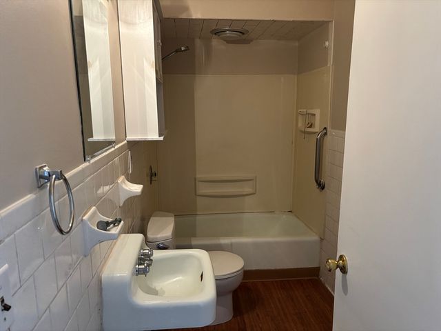 24-26 Cedar Street 1, Milford, MA 01757
