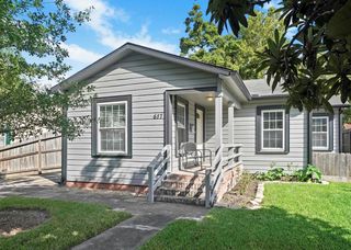 617 E 26th Street, Houston, TX 77008