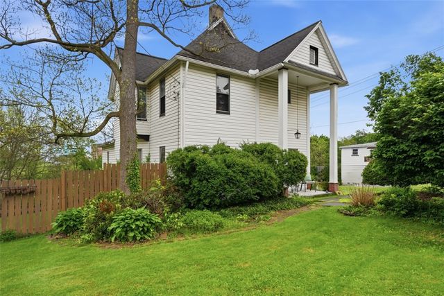 515 Morton Ave, City Of But Se, PA 16001