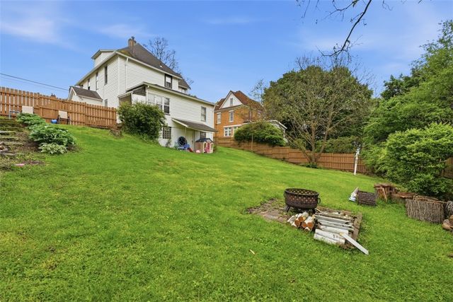 515 Morton Ave, City Of But Se, PA 16001