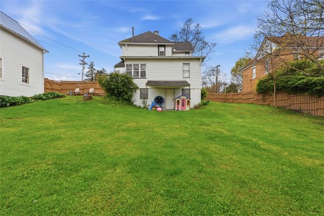 515 Morton Ave, City Of But Se, PA 16001