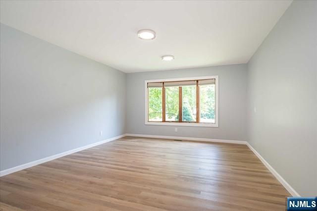 26 Garret Place, Glen Rock, NJ 07452