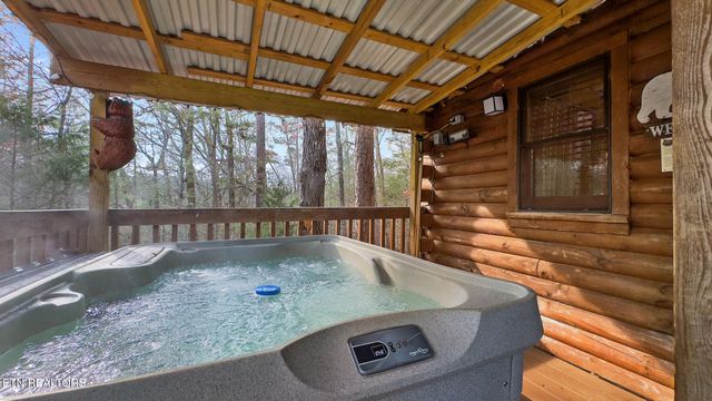 1518 Ridgecrest Drive, Sevierville, TN 37876