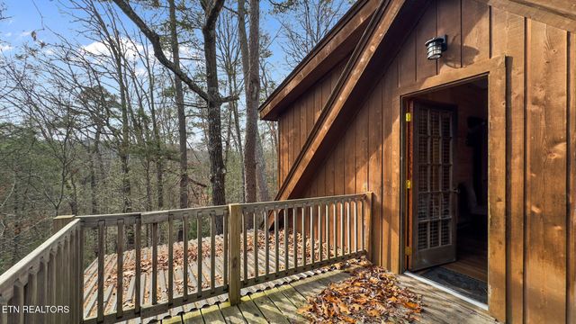 1518 Ridgecrest Drive, Sevierville, TN 37876