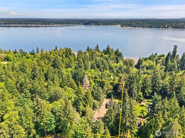 131 SE Driftwood Lane, Shelton, WA 98584