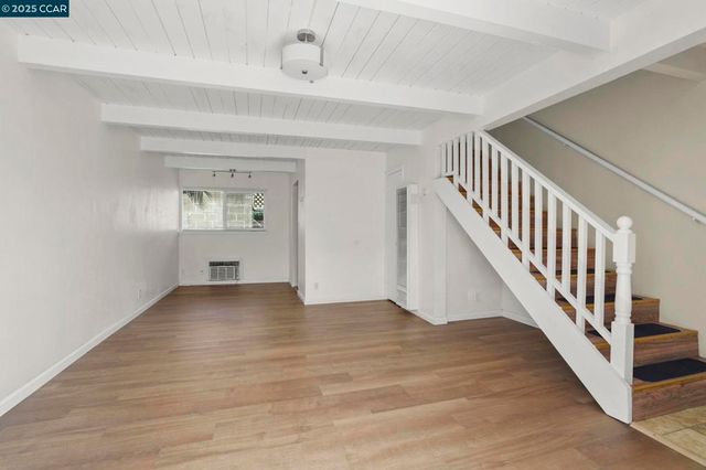 1560 Pine St 8, Concord, CA 94520
