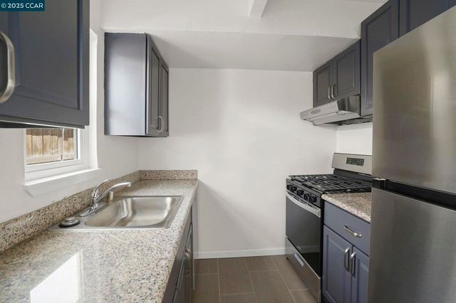 1560 Pine St 8, Concord, CA 94520