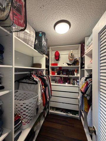 9054 NW 35TH Place, Sunrise, FL 33351