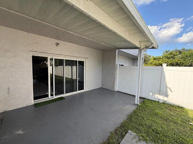 9054 NW 35TH Place, Sunrise, FL 33351