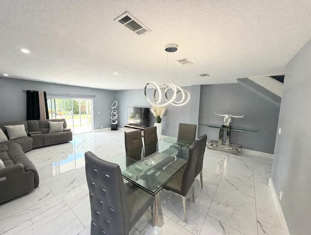 9054 NW 35TH Place, Sunrise, FL 33351