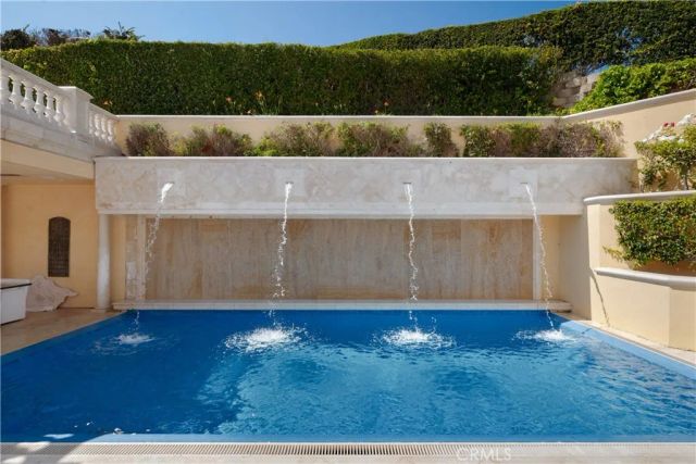 145 Irvine Cove Court, Laguna Beach, CA 92651