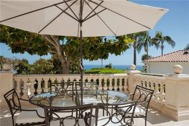 145 Irvine Cove Court, Laguna Beach, CA 92651
