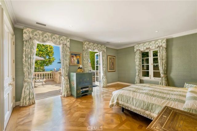 145 Irvine Cove Court, Laguna Beach, CA 92651