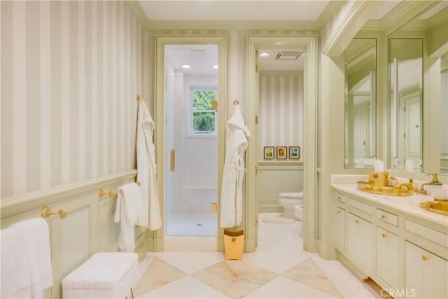 145 Irvine Cove Court, Laguna Beach, CA 92651