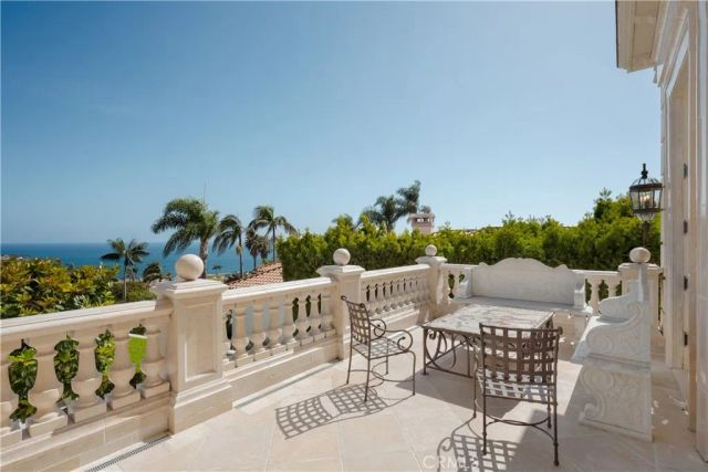 145 Irvine Cove Court, Laguna Beach, CA 92651