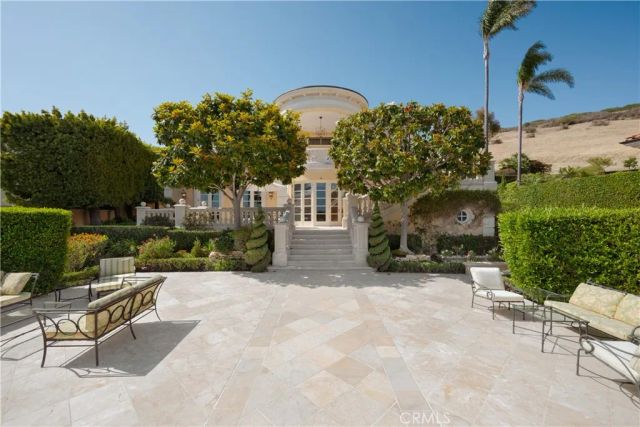 145 Irvine Cove Court, Laguna Beach, CA 92651
