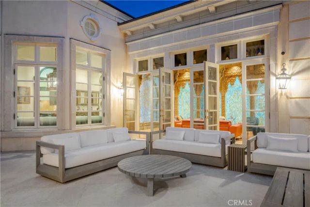 145 Irvine Cove Court, Laguna Beach, CA 92651