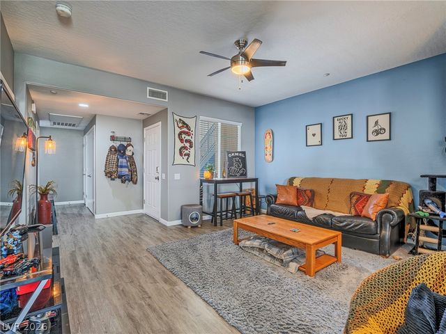 4720 Apulia Drive 103, North Las Vegas, NV 89084