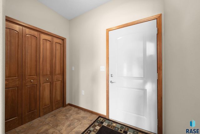 125 Emmett Trl Trail, Harrisburg, SD 57032