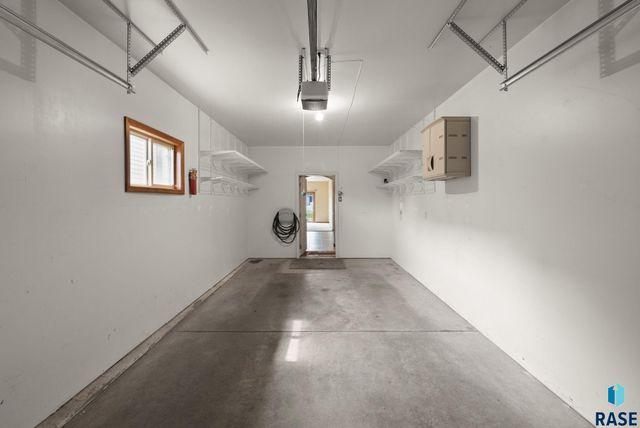 125 Emmett Trl Trail, Harrisburg, SD 57032