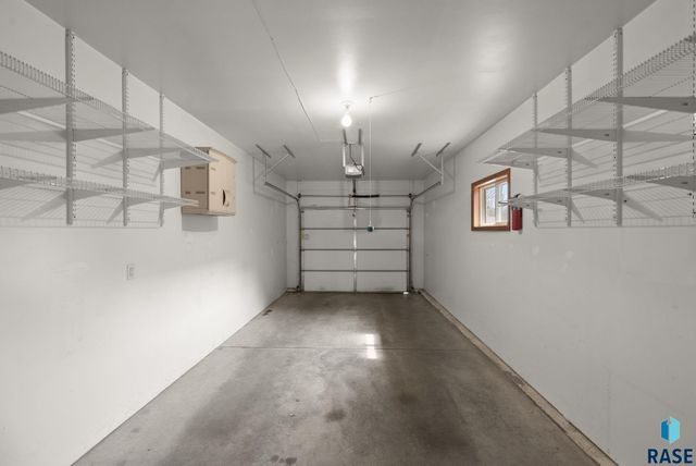 125 Emmett Trl Trail, Harrisburg, SD 57032