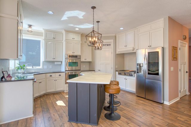 19545 Elgin Street NW, Elk River, MN 55330