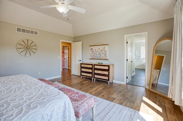 19545 Elgin Street NW, Elk River, MN 55330