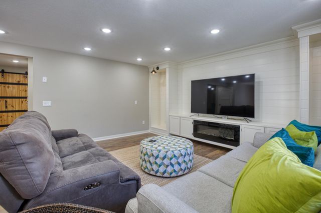 19545 Elgin Street NW, Elk River, MN 55330