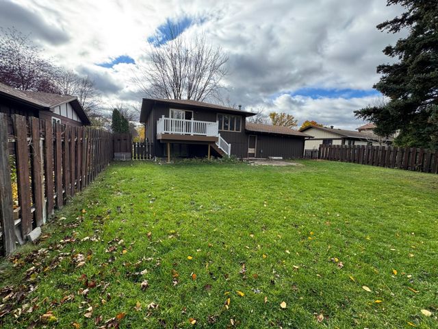 2401 17th Avenue S, Fargo, ND 58103