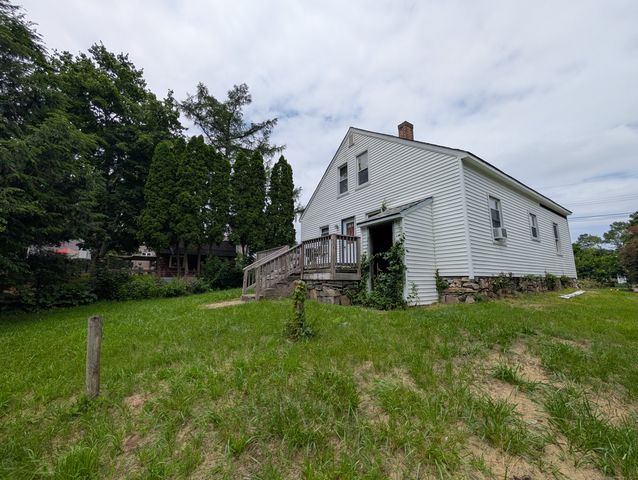 13 Central Avenue, Griswold, CT 06351