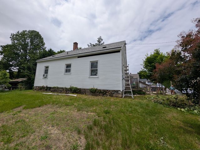 13 Central Avenue, Griswold, CT 06351