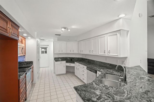 8020 MOONLIGHT LANE, New Port Richey, FL 34654