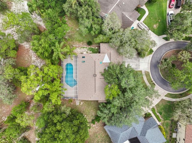 8020 MOONLIGHT LANE, New Port Richey, FL 34654