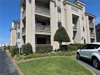 417 Harbour Pt Apt 103, Virginia Beach, VA 23451