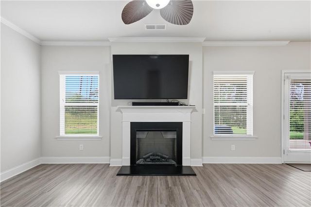 61 Village Circle, Rydal, GA 30171