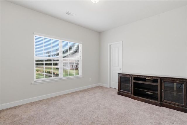 61 Village Circle, Rydal, GA 30171