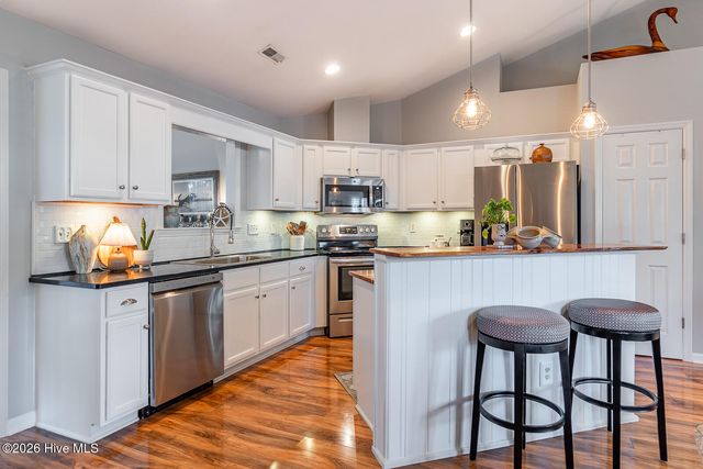 324 S Culverton Road, Winnabow, NC 28479