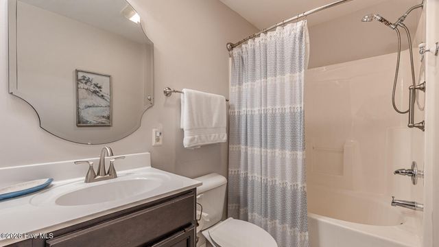 324 S Culverton Road, Winnabow, NC 28479