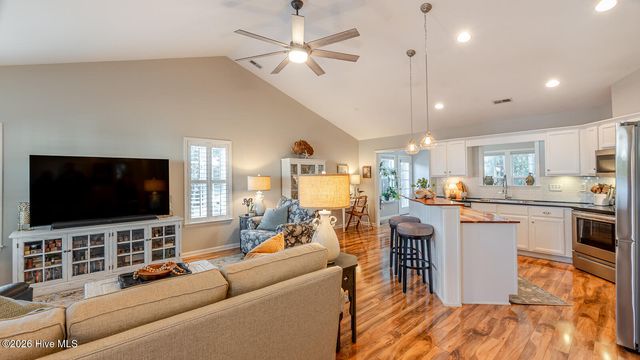 324 S Culverton Road, Winnabow, NC 28479