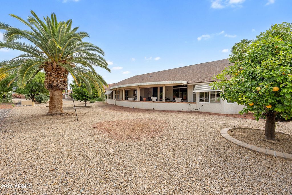 Image 5 of property listing at 20602 N NATCHEZ Drive, Sun City West, AZ 85375